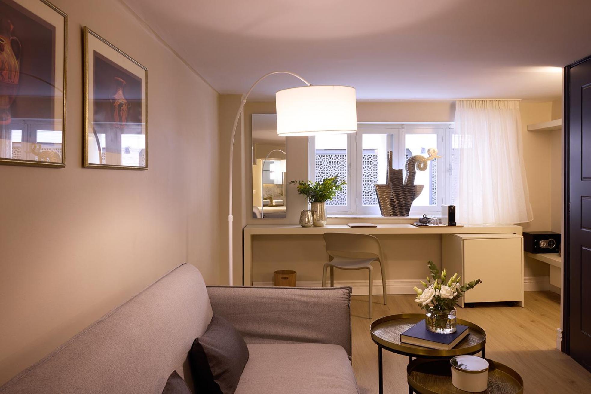 Vrachos Athens Suites Bagian luar foto