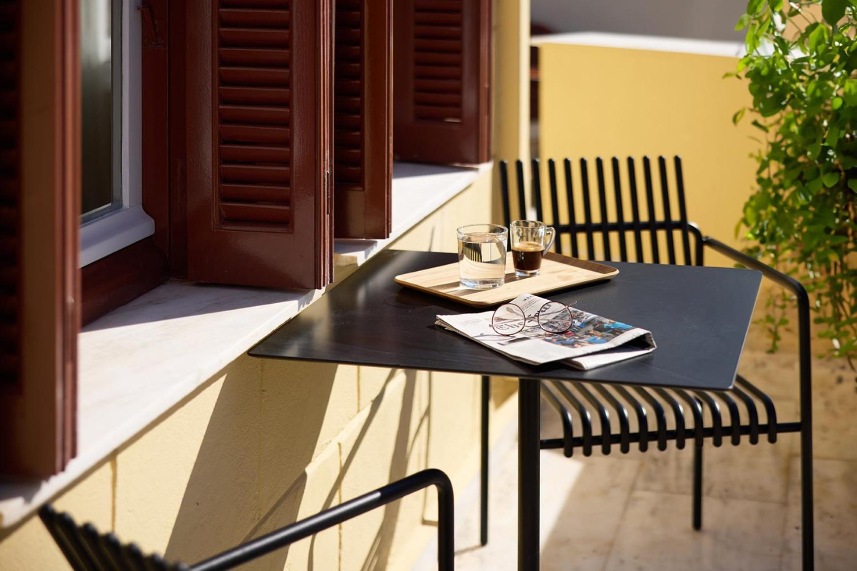 Vrachos Athens Suites Bagian luar foto