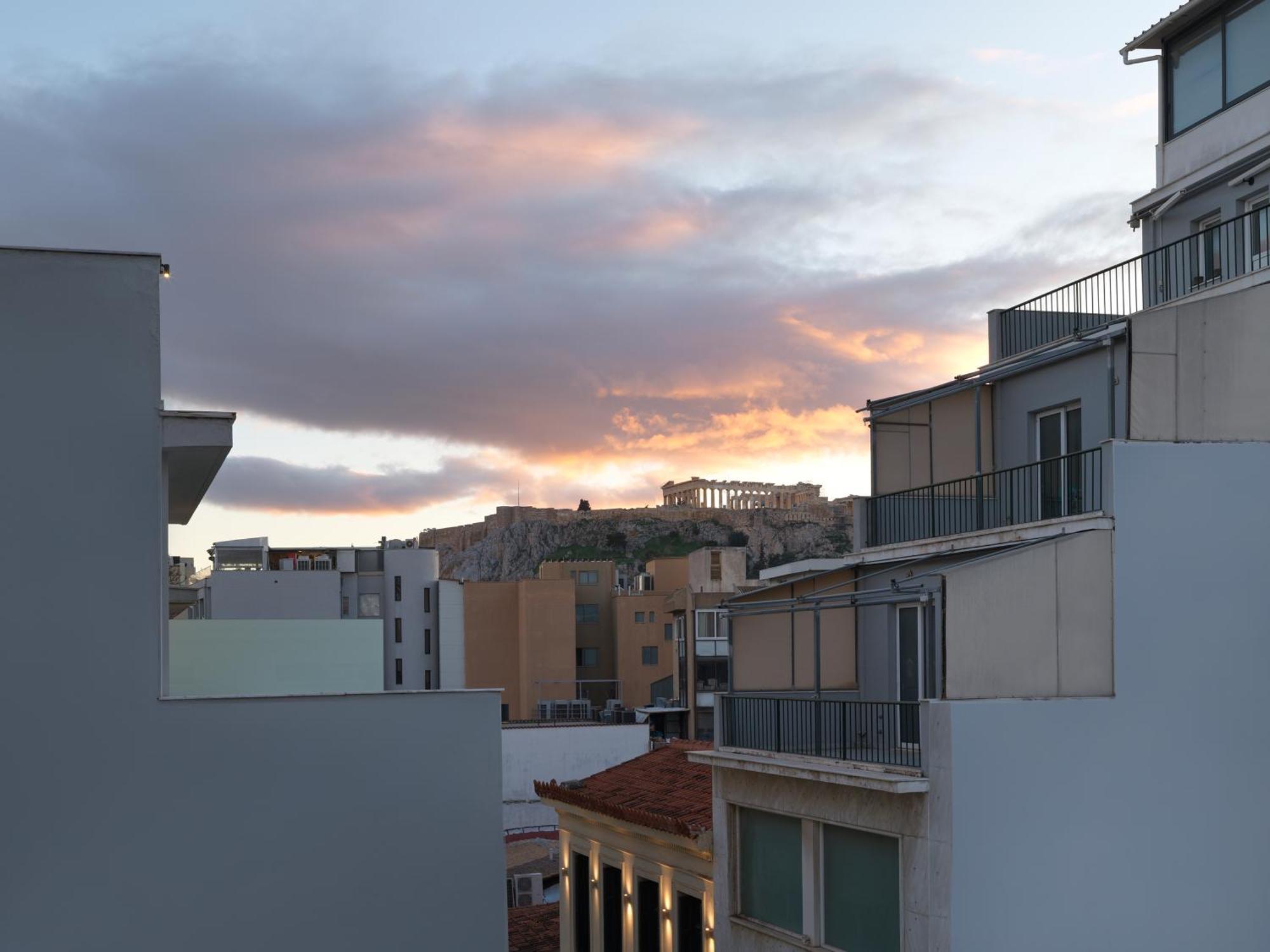 Vrachos Athens Suites Bagian luar foto